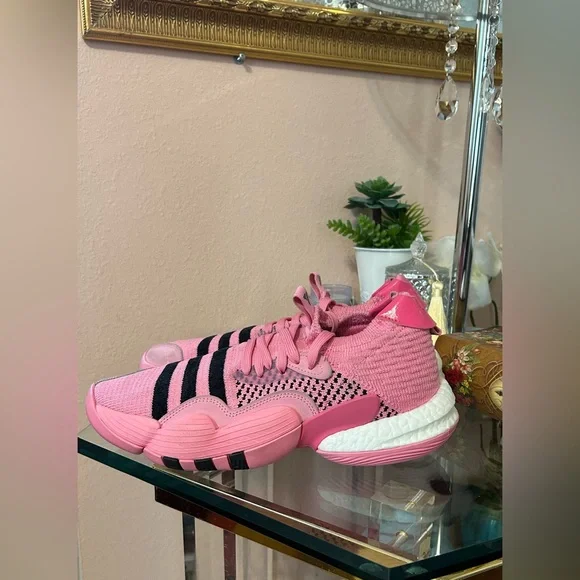 Adidas Trae Young 2 Pink Bliss Sneakers Size 9.5 - Picture 3 of 15